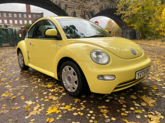 VOLKSWAGEN BEETLE