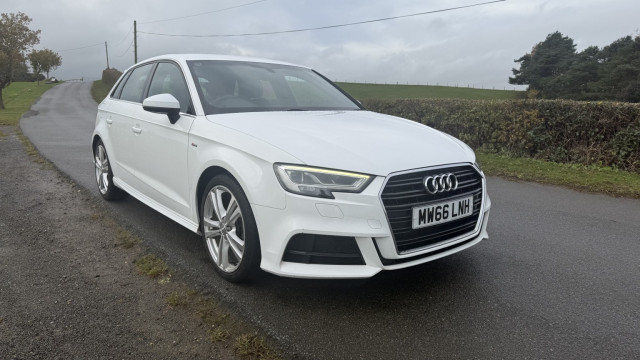 AUDI A3 1.4 TFSI CoD S line
