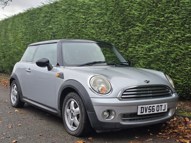 MINI HATCH COOPER 1.6 Cooper Hatch
