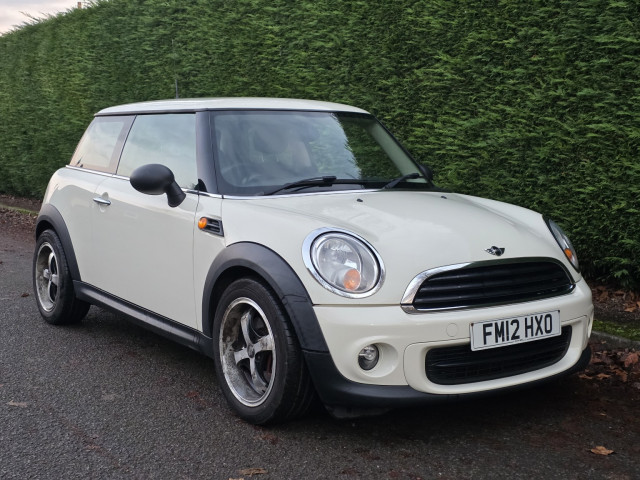 MINI HATCH 1.6 One Hatch