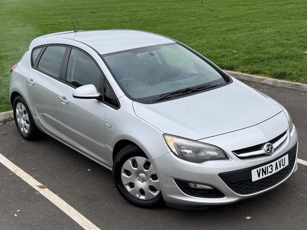 VAUXHALL ASTRA
