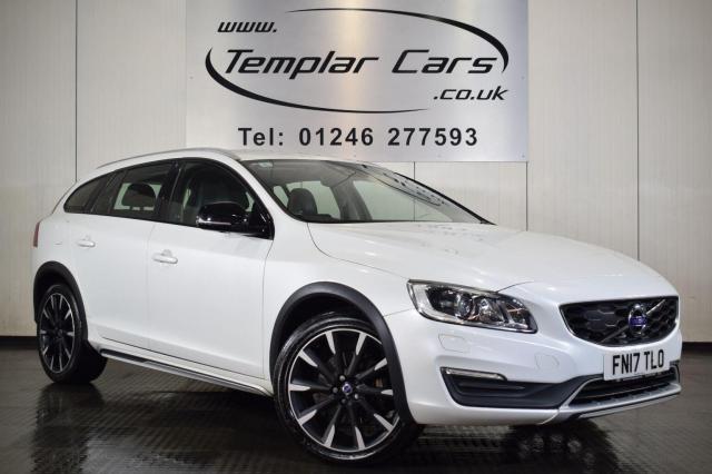 VOLVO V60 CROSS COUNTRY