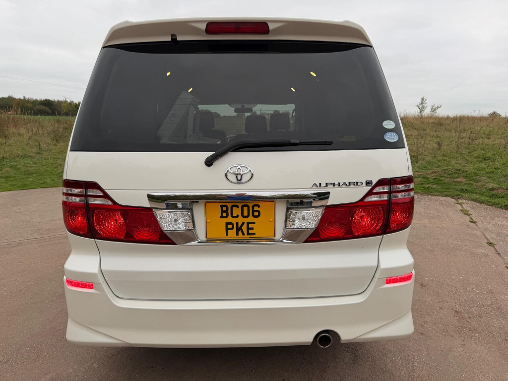 TOYOTA ALPHARD