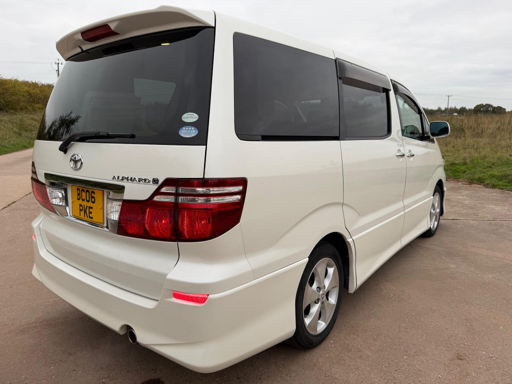 TOYOTA ALPHARD
