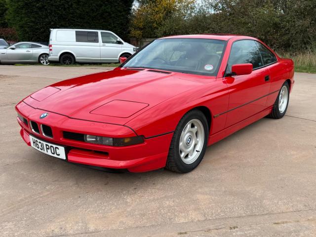 BMW 8 SERIES
