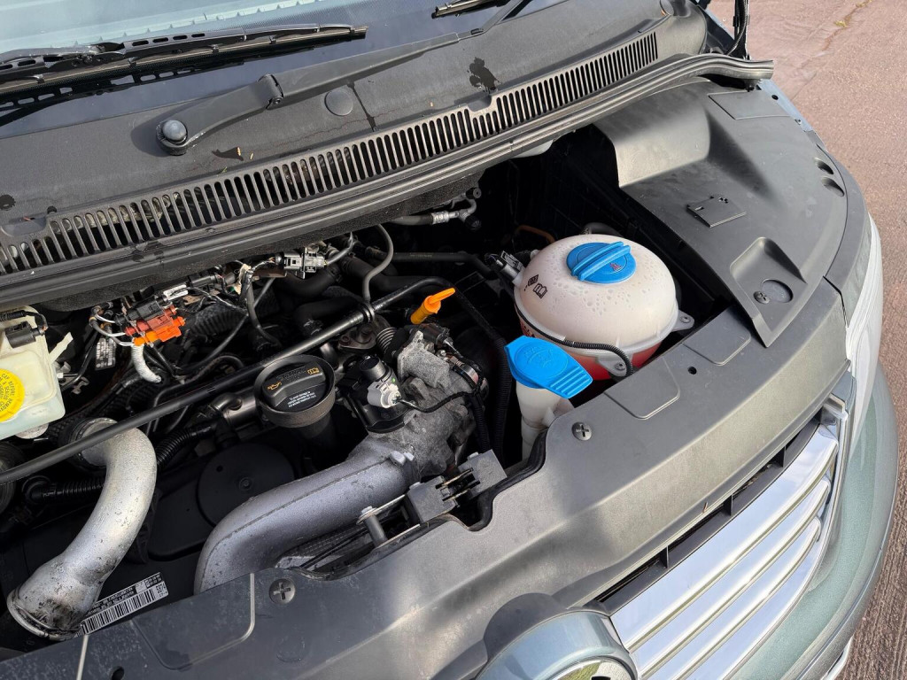 VOLKSWAGEN CALIFORNIA