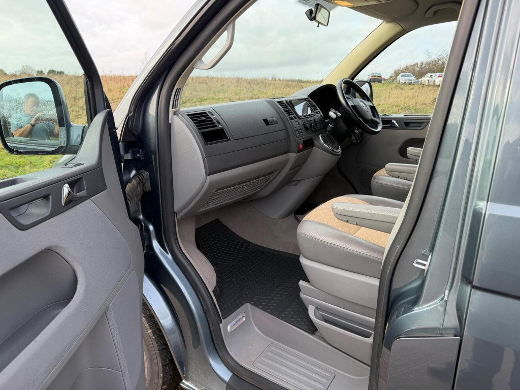 VOLKSWAGEN CALIFORNIA