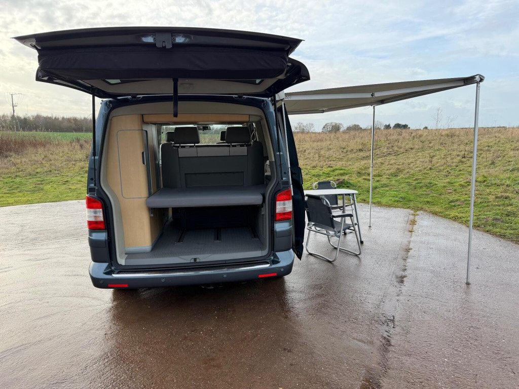 VOLKSWAGEN CALIFORNIA