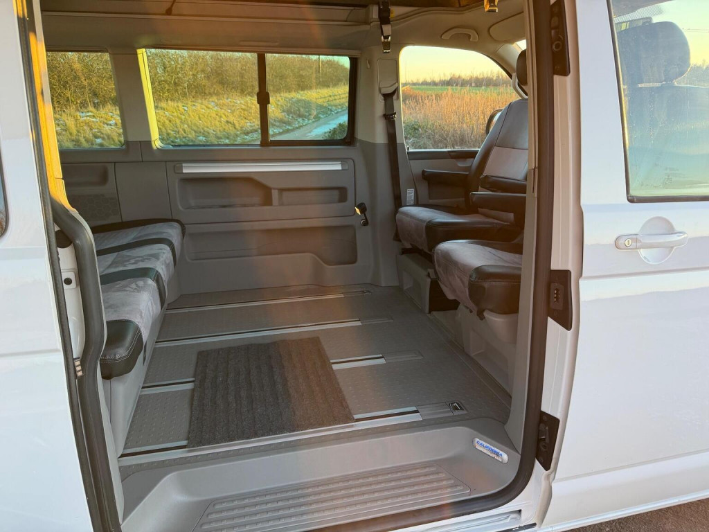 VOLKSWAGEN CALIFORNIA