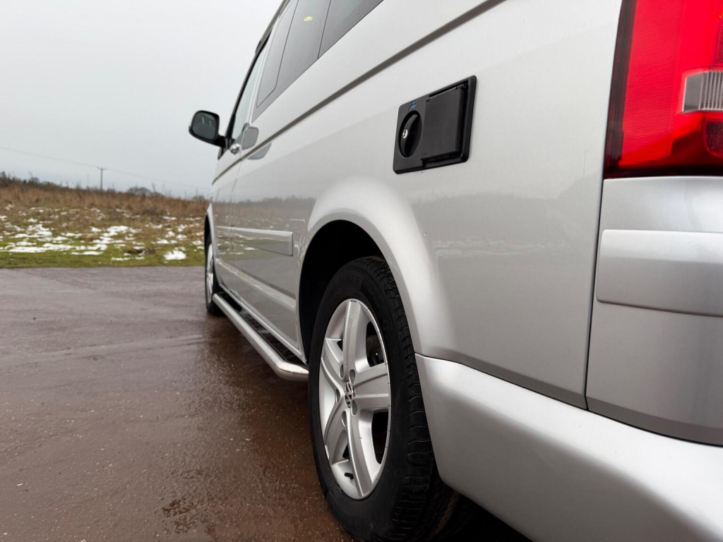 VOLKSWAGEN CALIFORNIA