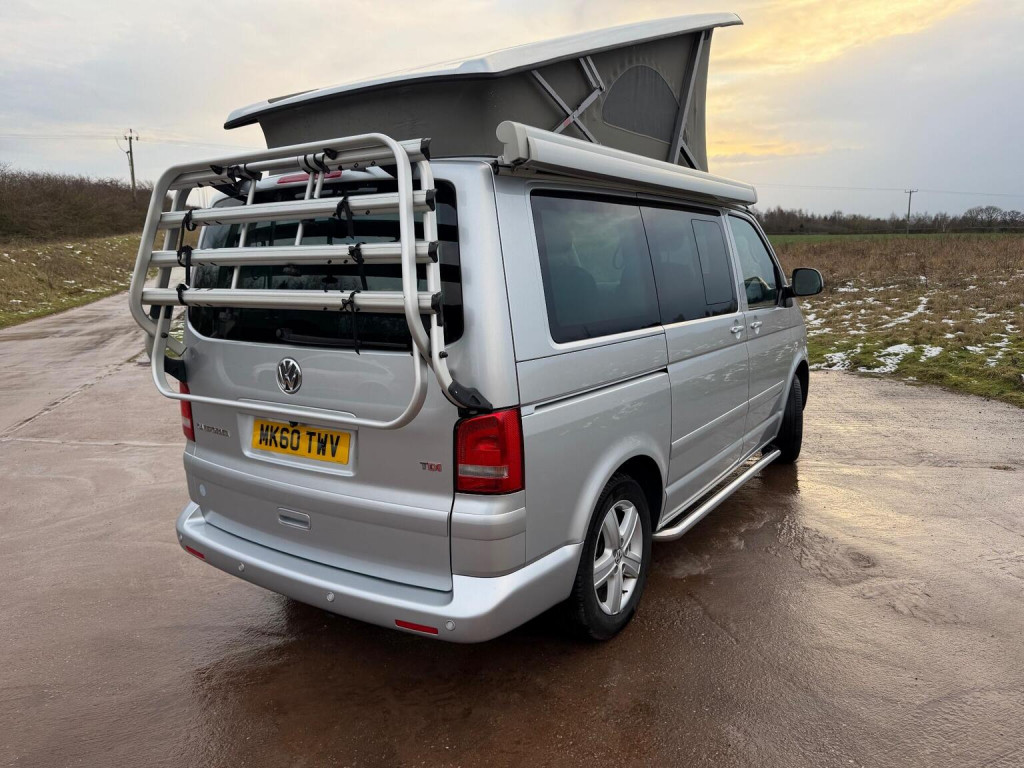 VOLKSWAGEN CALIFORNIA