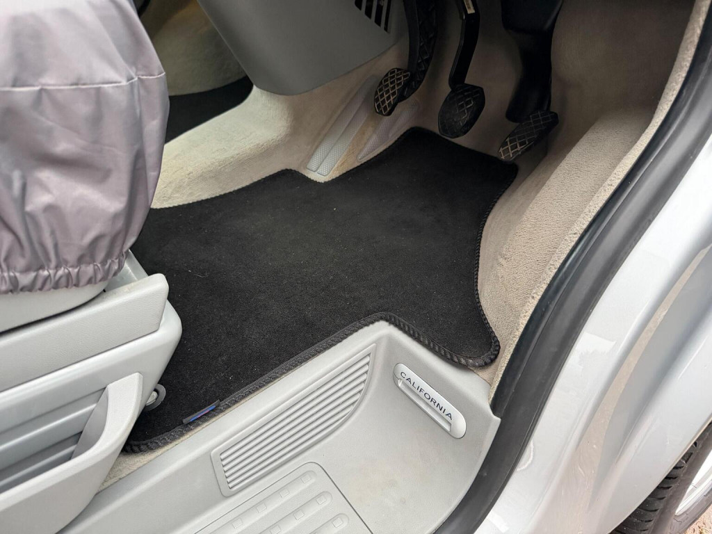 VOLKSWAGEN CALIFORNIA