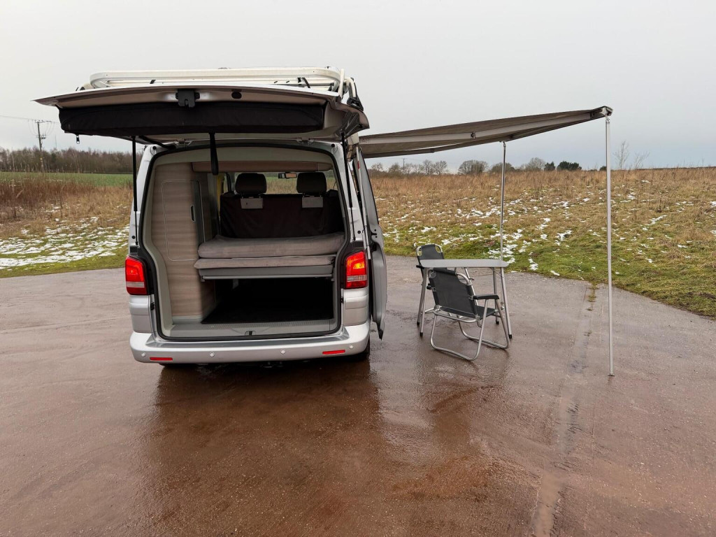 VOLKSWAGEN CALIFORNIA