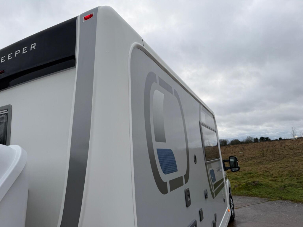 AUTO-SLEEPERS BROADWAY EK