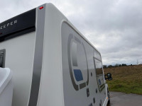 AUTO-SLEEPERS BROADWAY EK