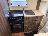 AUTO-SLEEPERS BROADWAY EK