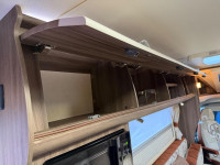 AUTO-SLEEPERS BROADWAY EK