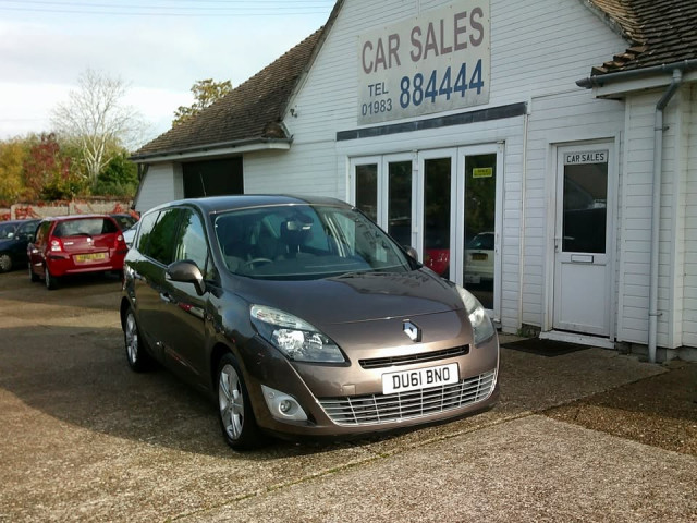 RENAULT GRAND SCENIC