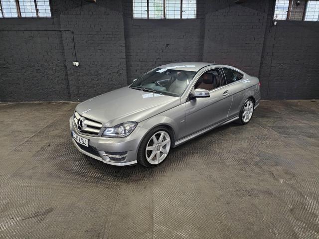 MERCEDES-BENZ C CLASS 2.1 C220 CDI BlueEfficiency AMG Sport Edition 125 G-Tronic+ Euro 5 (s/s) 2dr