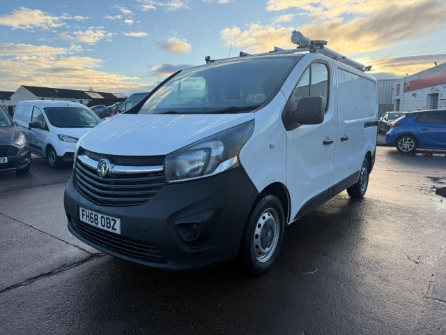 VAUXHALL VIVARO