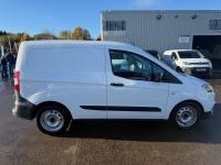 FORD TRANSIT COURIER