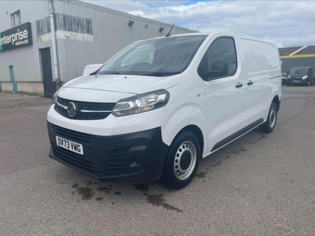 VAUXHALL VIVARO