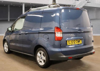 FORD TRANSIT COURIER