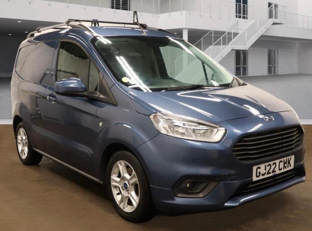 FORD TRANSIT COURIER