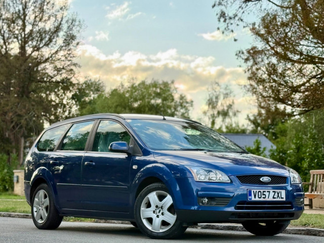 FORD FOCUS 1.6 Style 5dr