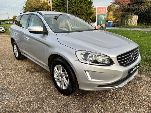 VOLVO XC60 2.0 SE Nav D4