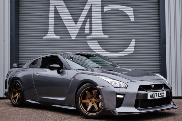 NISSAN GT-R 3.8 V6 Prestige  (2017)