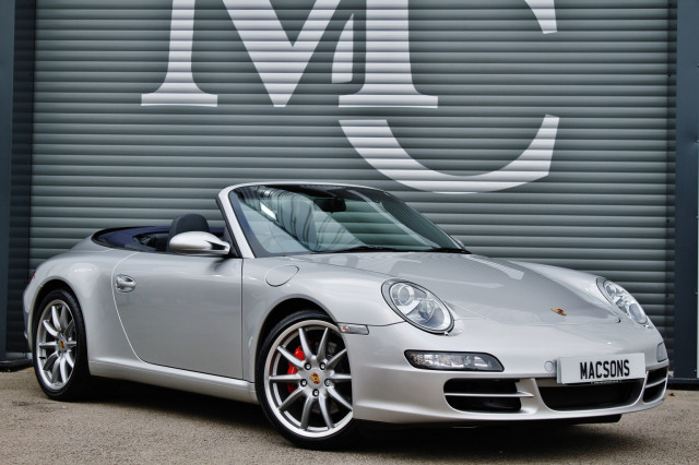 PORSCHE 911 3.8 997 Carrera S (2006)