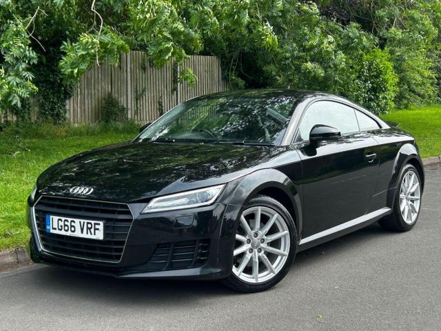 AUDI TT