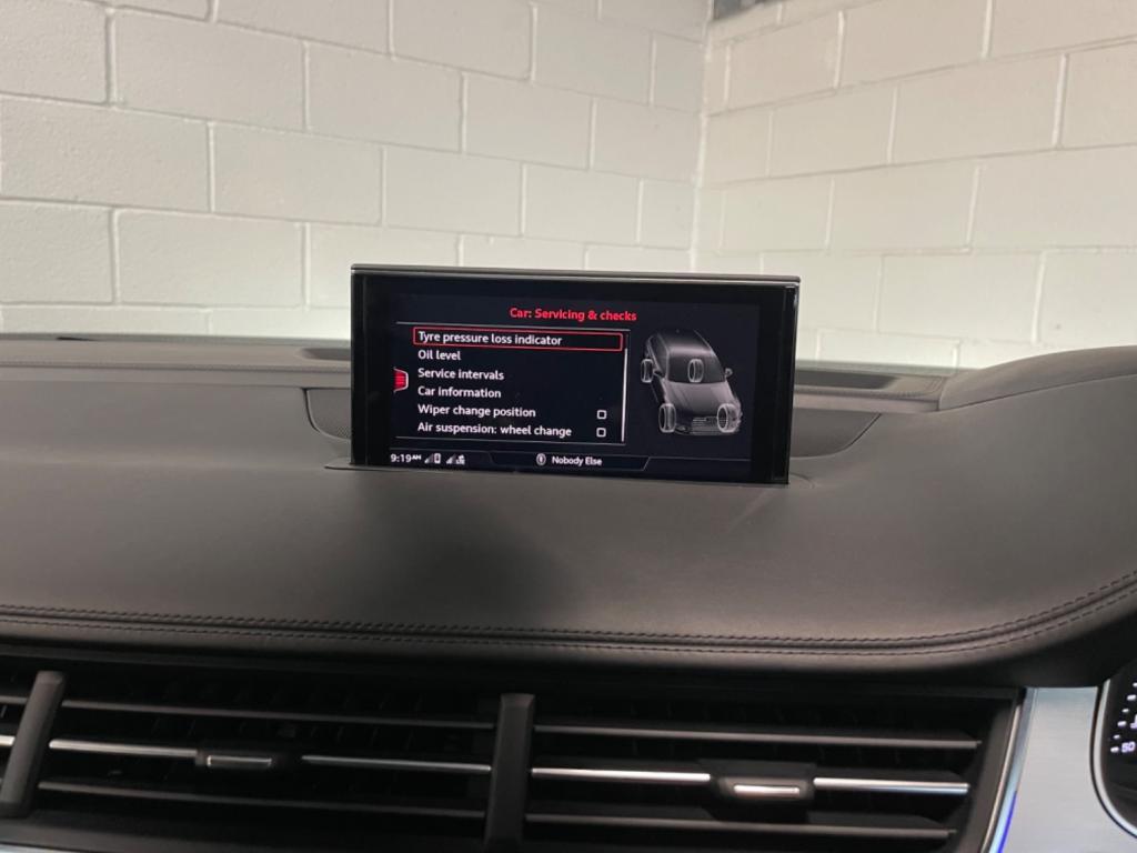 AUDI SQ7